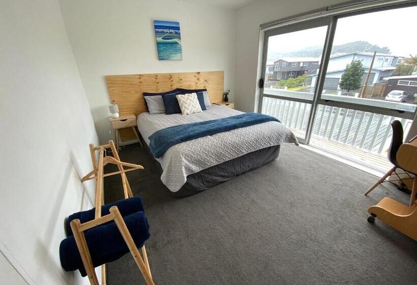 스탠다드 룸 공동 욕실, Surf N Stay Whangamata