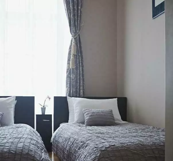 سوئیت دلوکس 2 خوابه, Apartments Almandine