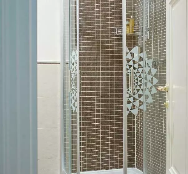 سوئیت دلوکس 2 خوابه, Apartments Almandine