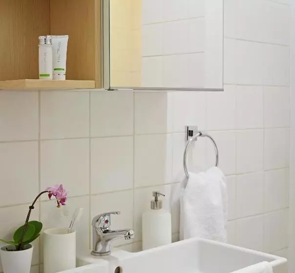آپارتمان 1 خوابه, Apartments Almandine
