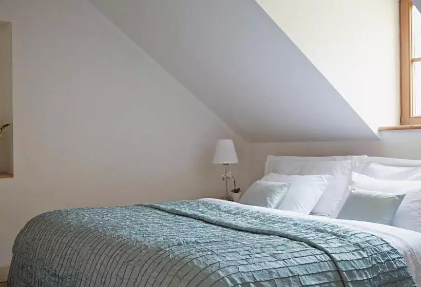 آپارتمان 1 خوابه, Apartments Almandine