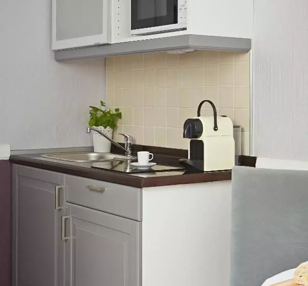 آپارتمان لوکس 2 خوابه, Apartments Almandine