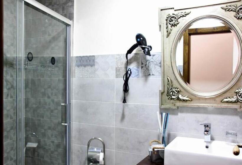 اتاق استاندارد یک نفره, Candil Suite Realejo