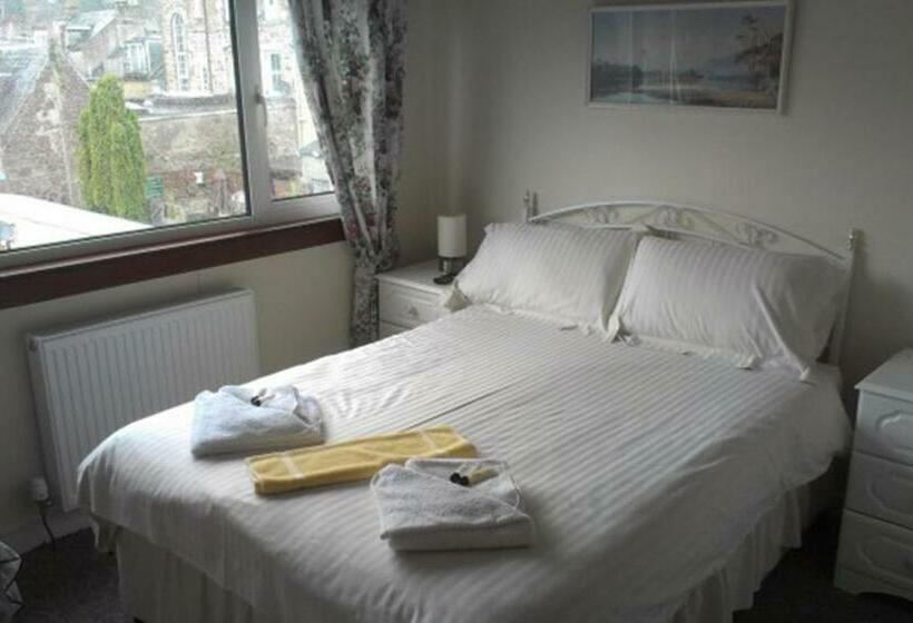 Номер Стандарт, Highland House Callander