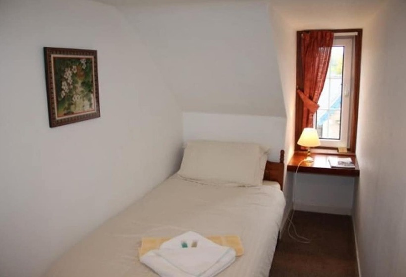 标准单人间, Highland House Callander