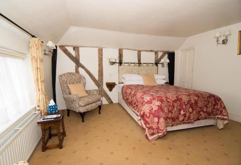 شقة غرفة واحدة, The Abbey Hotel & Apartments