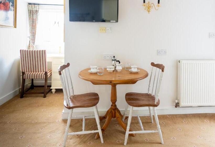 غرفة كلاسيكية, The Abbey Hotel & Apartments