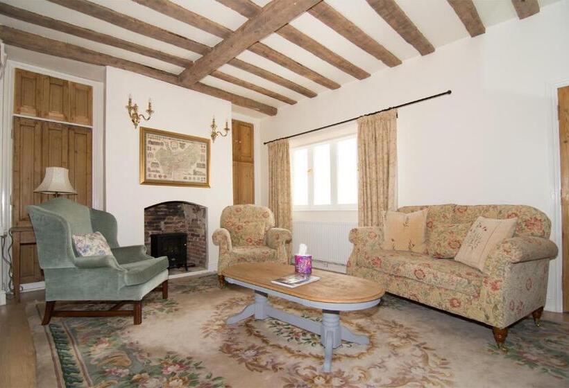 منزل غرفتين نوم, The Abbey Hotel & Apartments