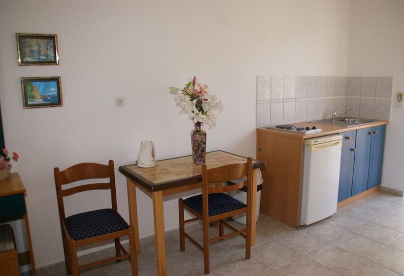 标准工作室, Faliraki Dream Studios & Apartments