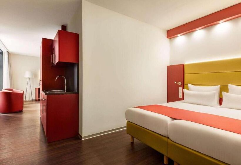 Полулюкс, Amedia Amsterdam Airport Schiphol, Trademark Collection By Wyndham