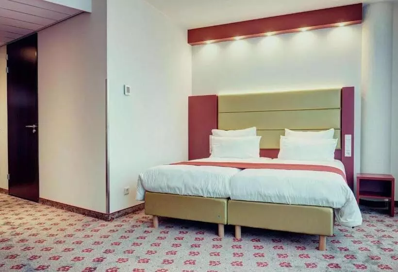 応接間付きスタンダードルーム, Amedia Amsterdam Airport Schiphol, Trademark Collection By Wyndham