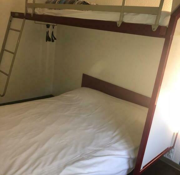 스탠다드 트리픔 룸 공동욕실, F1 Saverne Monswiller