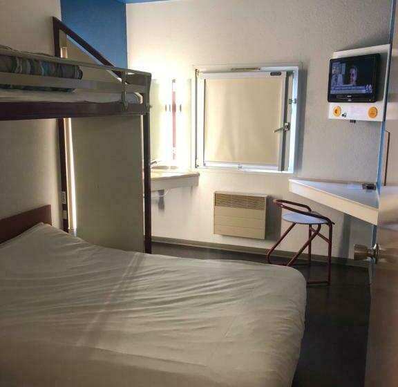 스탠다드 트리픔 룸 공동욕실, F1 Saverne Monswiller