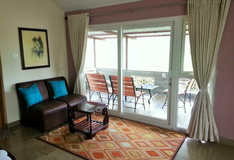 マウンテンビューデラックスルーム, Green Nest Resort Ooty