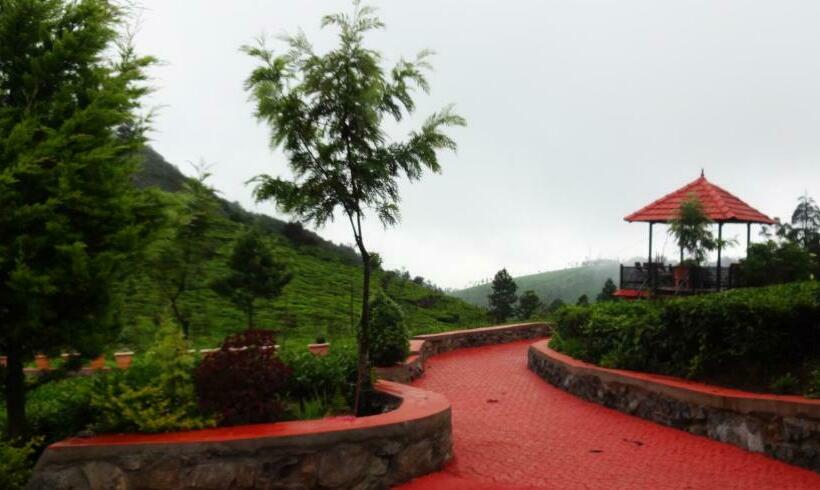 マウンテンビューデラックスルーム, Green Nest Resort Ooty