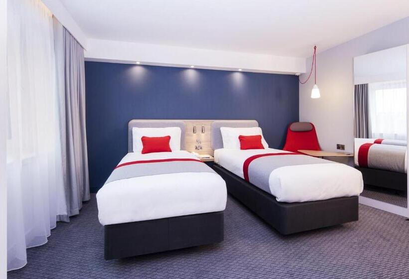 스탠다드 룸, Holiday Inn Express Dublin City Centre, An Ihg