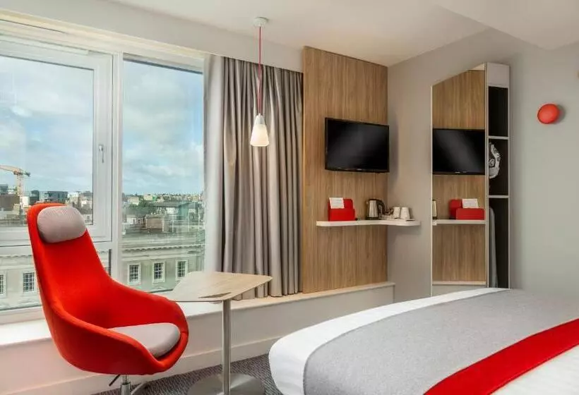 اتاق استاندارد با چشم‌انداز شهر, Holiday Inn Express Dublin City Centre, An Ihg