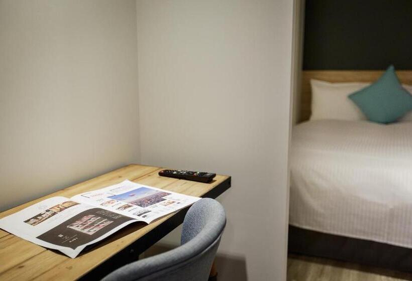 اتاق سوپریور چهار تخته, Hub Hotel Zhongli