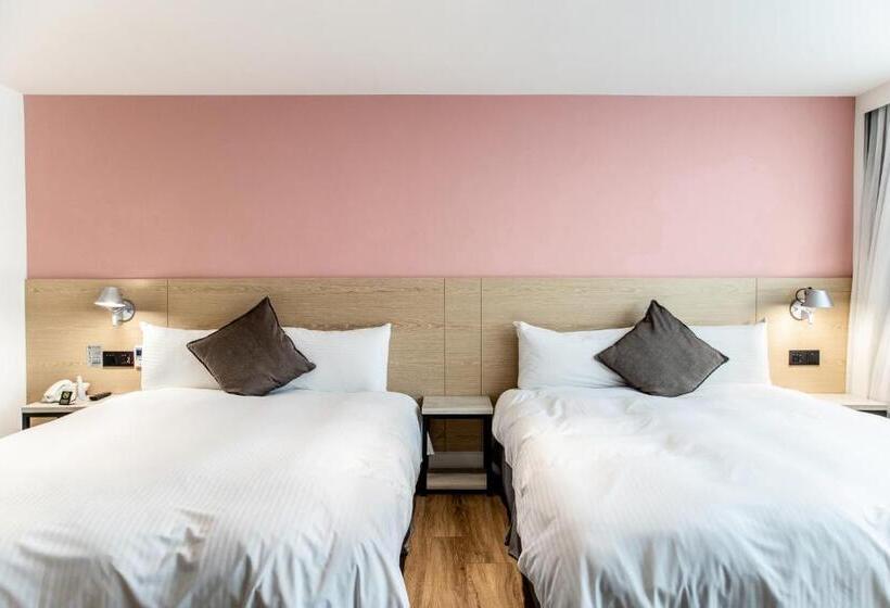 اتاق سوپریور چهار تخته, Hub Hotel Zhongli