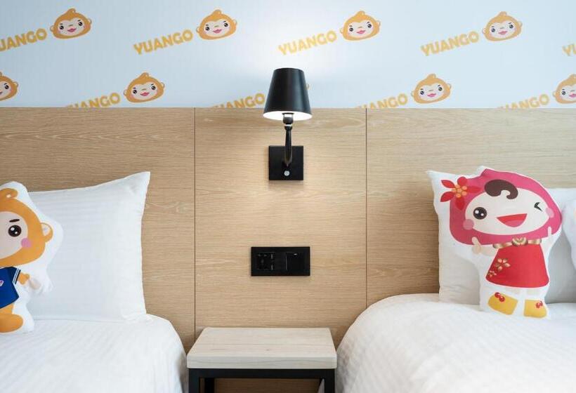 اتاق سوپریور چهار تخته, Hub Hotel Zhongli