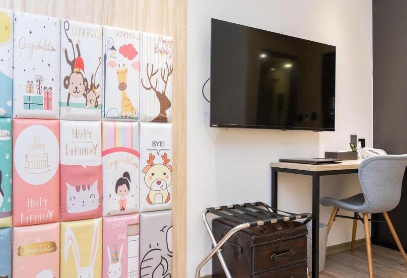 اتاق سوپریور خانوادگی, Hub Hotel Zhongli