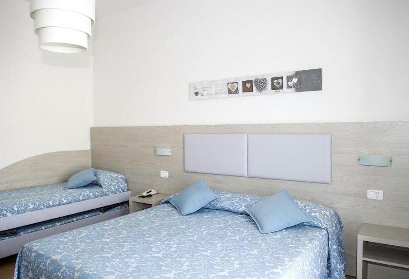 اتاق خانوادگی, Lucerna