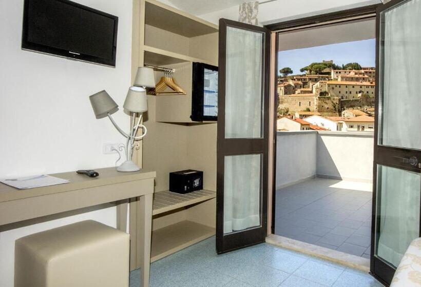 اتاق استاندارد با تراس, Lucerna