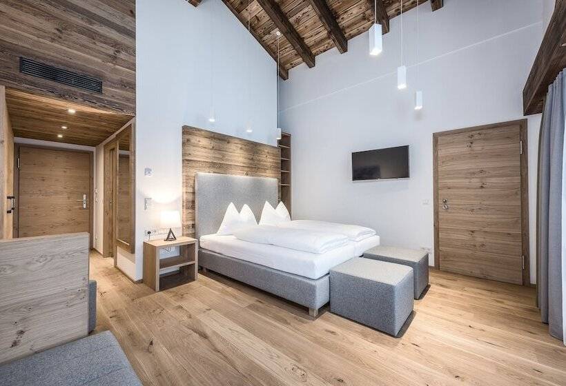 سوئیت پریمیوم, Naturresort Puradies