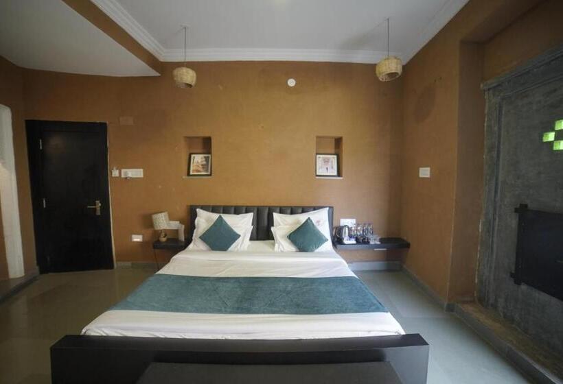 家庭套房, Udai Niwas  By The Lake