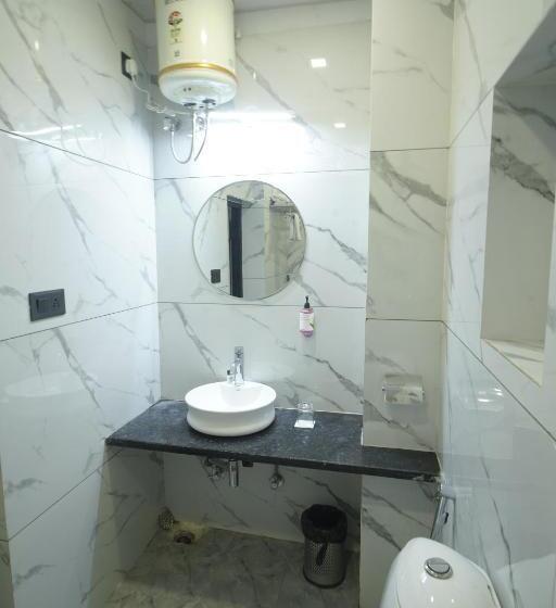 套房, Udai Niwas  By The Lake