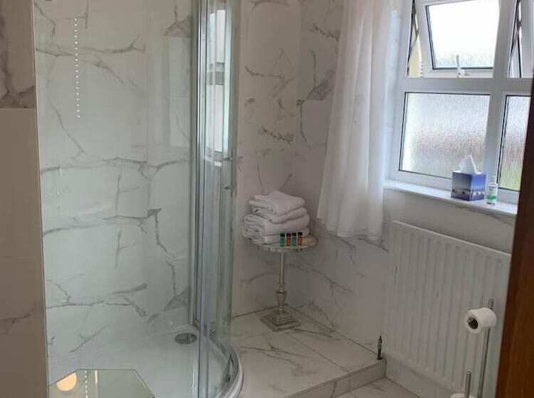 デラックスルーム, Brooke Lodge Guesthouse