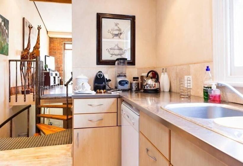 Quarto Estandar, Gordons Guest House