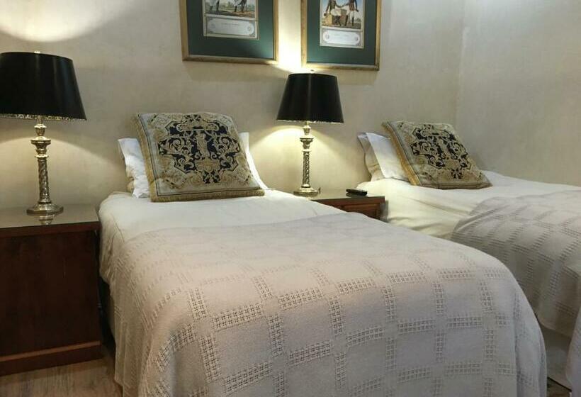 Standaardkamer met Kingsize Bed, Gordons Guest House