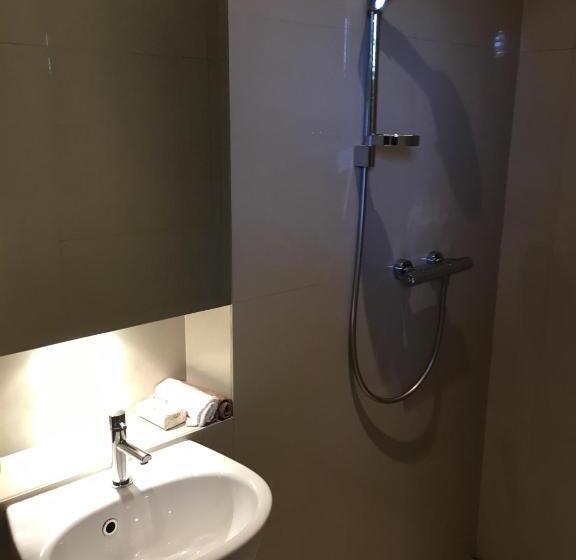 Quarto Estandar, Gordons Guest House