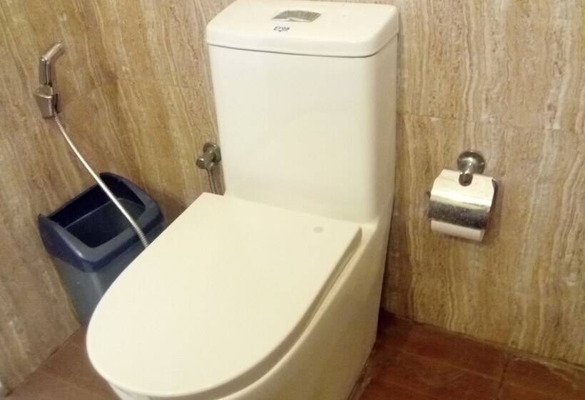 חדר דלוקס, Centauria City