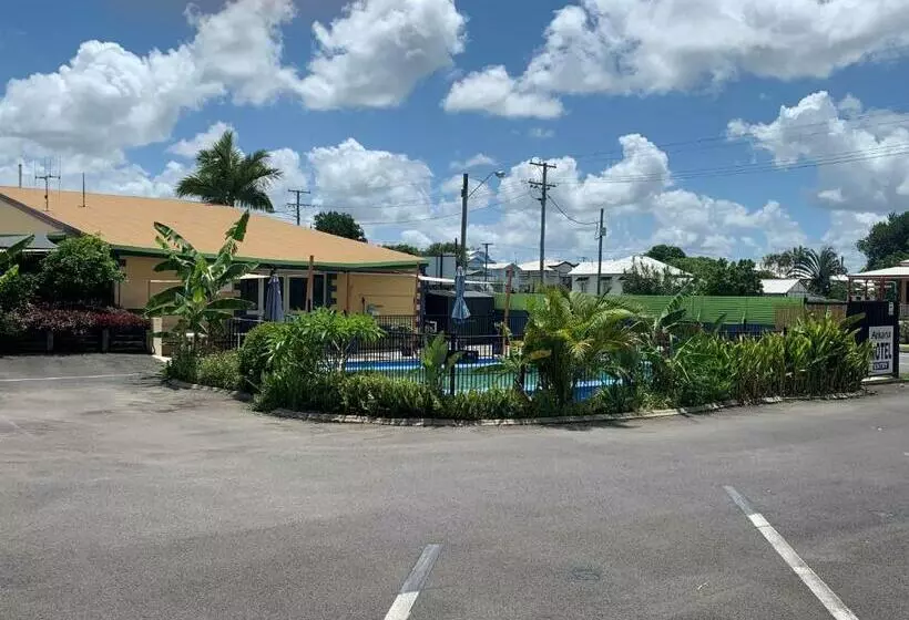 ファミリールーム, Arkana Motel