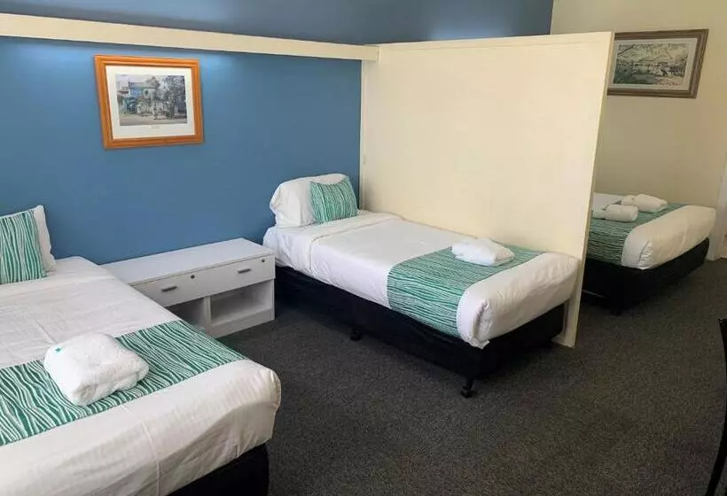 ファミリールーム, Arkana Motel
