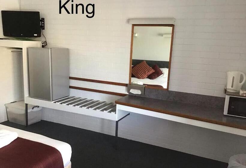 غرفة قياسية سرير كينج, Arkana Motel