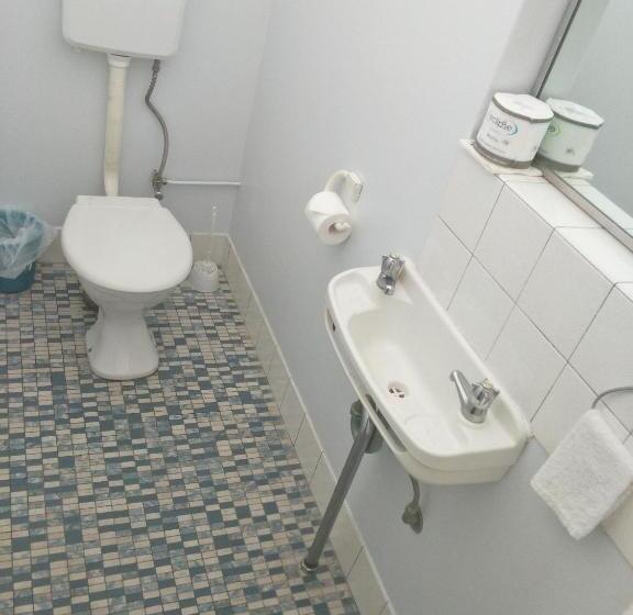 Семейный Номер, Arkana Motel