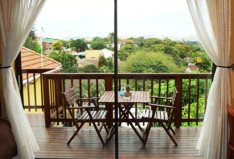 スタンダードルーム, Flintstones Guest House Durban