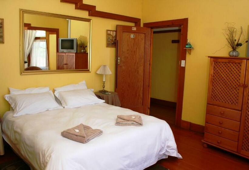 スタンダードルーム, Flintstones Guest House Durban