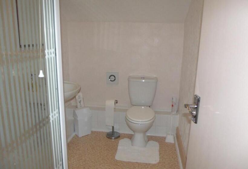 جناح عائلي, Jasmine Guest House