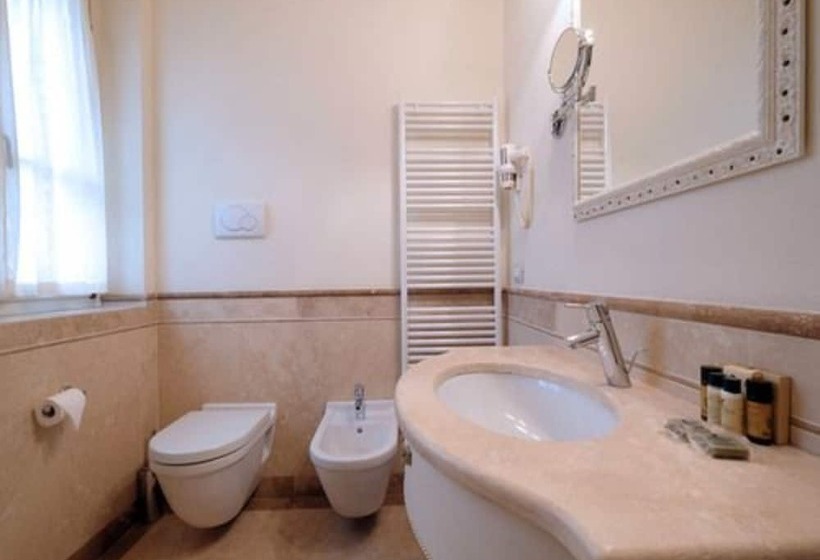 Escritório Estándar, Garda Apartments San Vigilio Golf