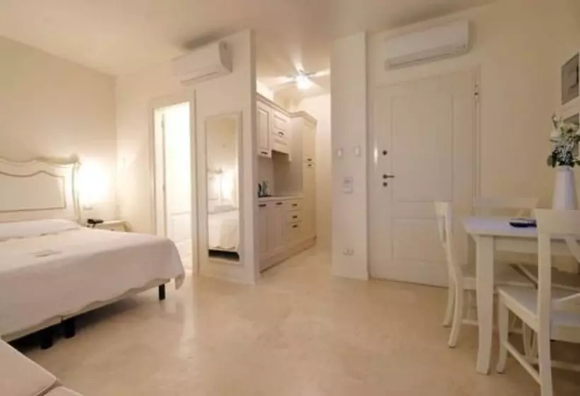 スタンダードスタジオ, Garda Apartments San Vigilio Golf