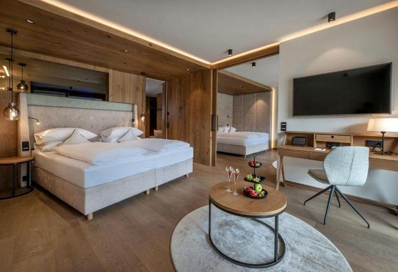 جناح ديلوكس, Das Edelweiss  Salzburg Mountain Resort