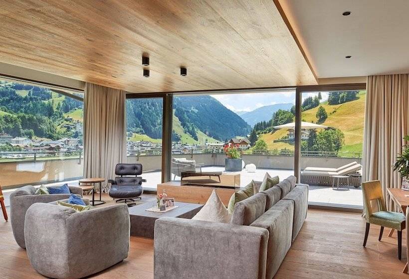 جناح ديلوكس, Das Edelweiss  Salzburg Mountain Resort