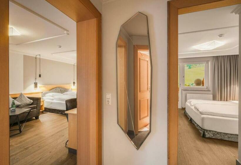 سوییت خانوادگی, Das Edelweiss  Salzburg Mountain Resort