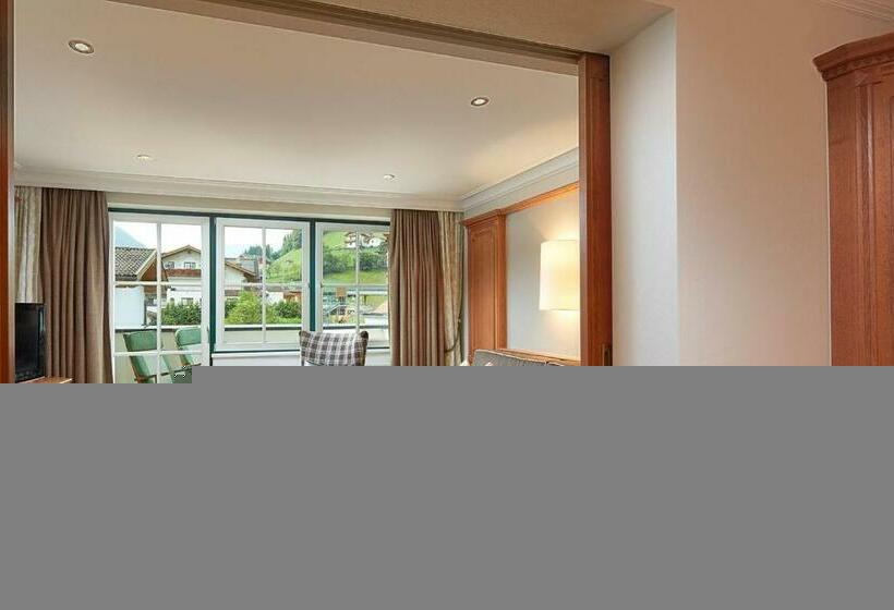 جناح عائلي, Das Edelweiss  Salzburg Mountain Resort