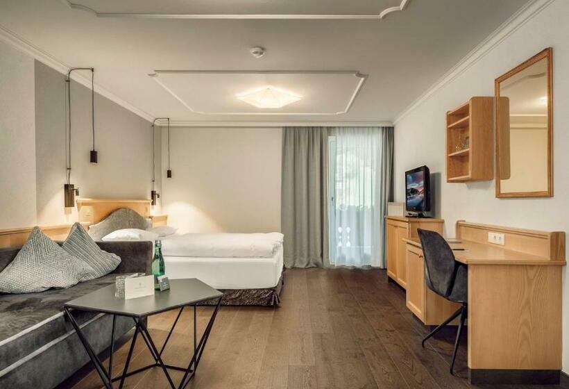 جناح عائلي, Das Edelweiss  Salzburg Mountain Resort