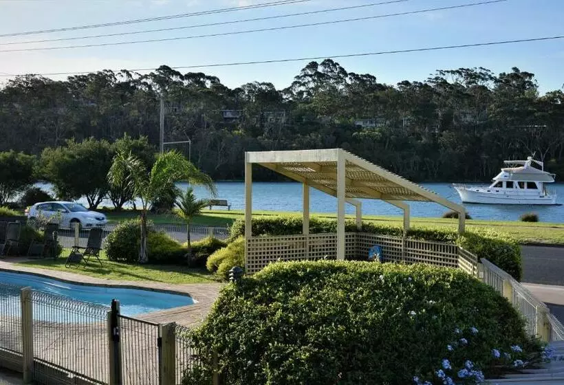 2 Bedrooms Apartment Lake View, Emmanuel Holiday Apartment